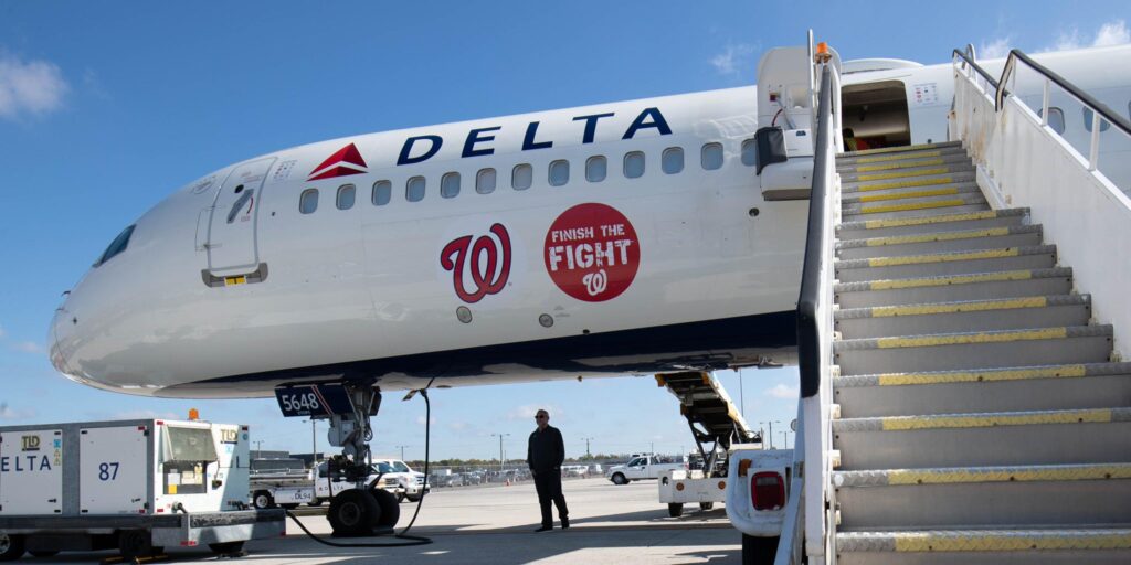 Man Detained at Hobby Airport After Delta Flight Incident