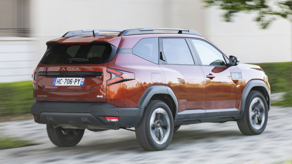 Closing on 10,000 customers © Alex Krassovsky