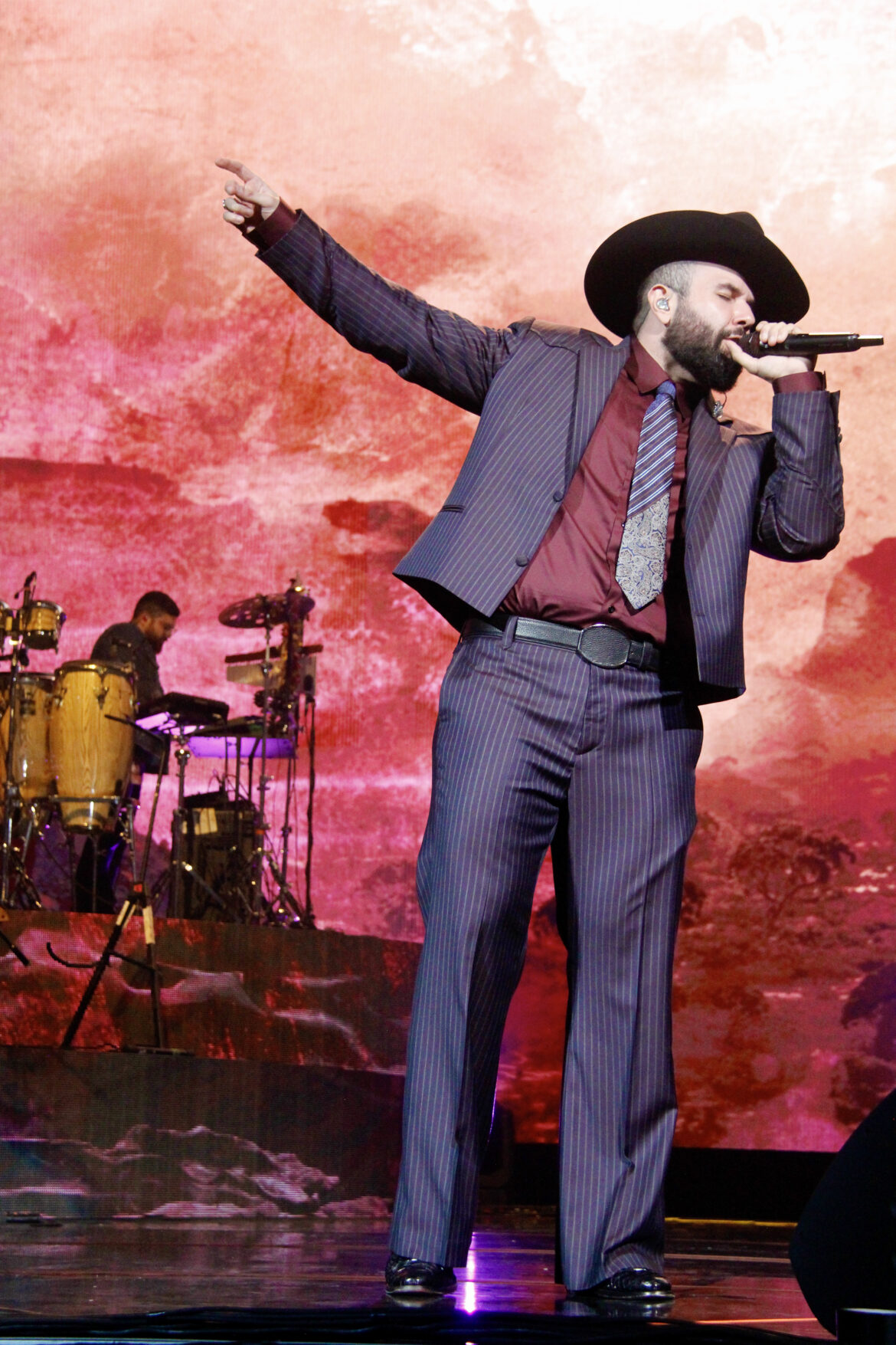 CARIN LEON TOYOTA CENTER HOUSTON 20268